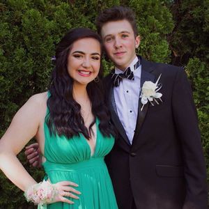 Meet your Posher, Alexis